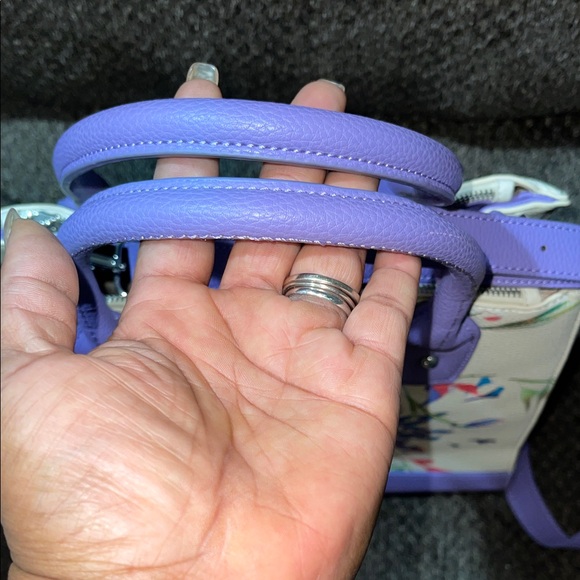 Charming Charlie Purple and White Floral Tote - Picture 3 of 5